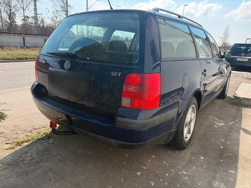 Gebraucht VW Passat 104 PS (76 kW) 2000 Kombi