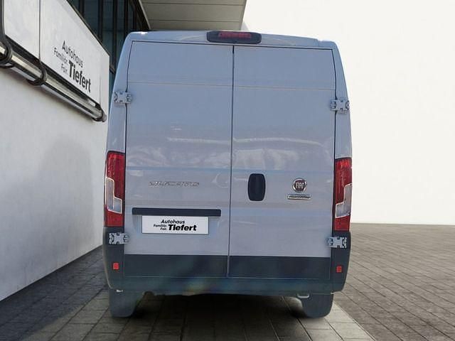 Gebraucht Fiat Ducato 140 PS (102 kW) 2023 Weiß Van