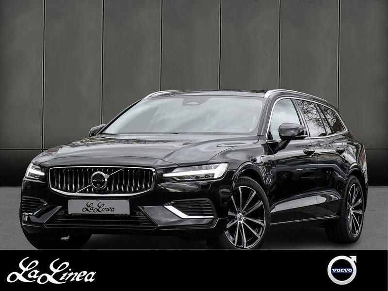 Gebraucht Volvo V60 Core 349 PS (256 kW) 2025 Schwarz Kombi