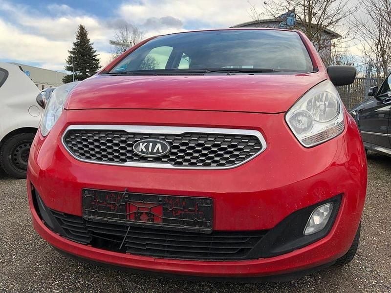Rot Gebraucht 2010 Kia Venga Spirit Kleinwagen | 1.750 € (Superpreis) - Bild 1/4