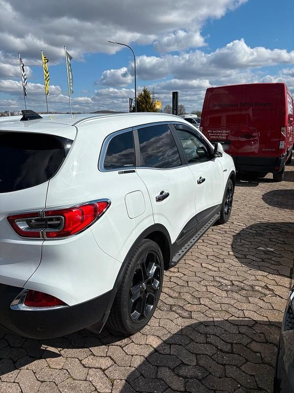 Gebraucht Renault Kadjar 130 PS (95 kW) 2018 Weiß SUV