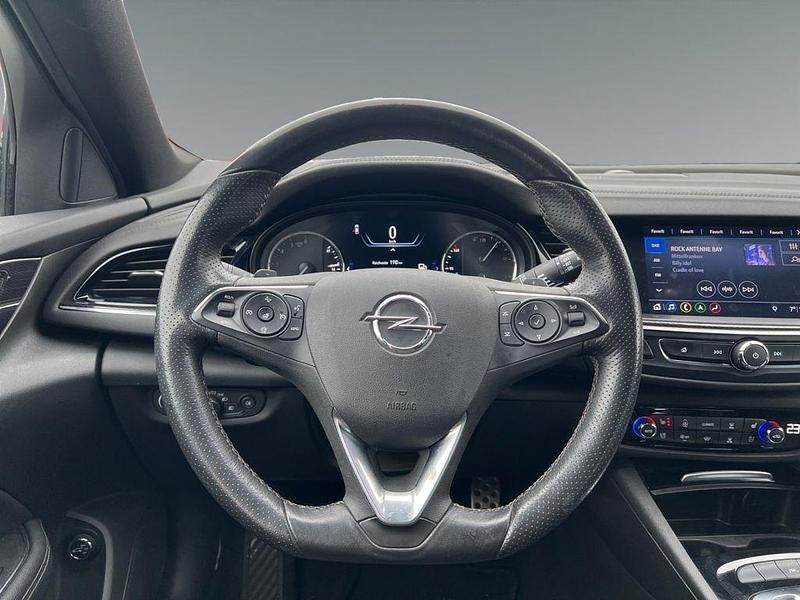 Gebraucht Opel Insignia OPC 174 PS (127 kW) 2021 Weiß Kombi