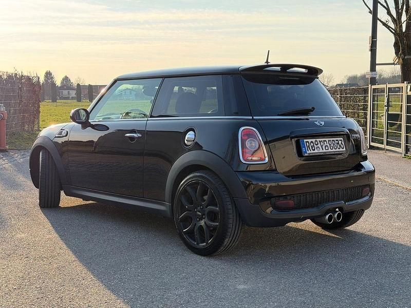 Gebraucht Mini Cooper S 174 PS (127 kW) 2009 Schwarz Kleinwagen