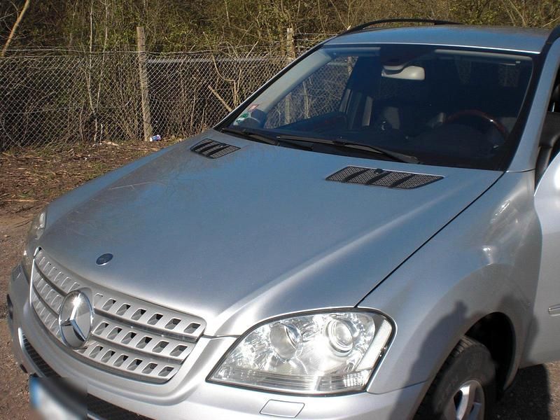 Gebraucht Mercedes ML350 272 PS (200 kW) 2006 Silber SUV