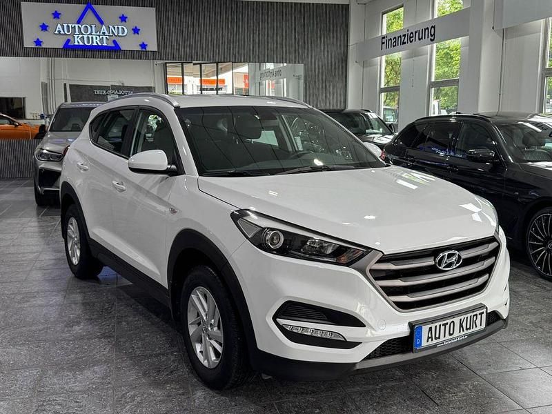 Weiß Gebraucht 2018 Hyundai Tucson Trend SUV | 13.900 € (Fairer Preis) - Bild 1/4