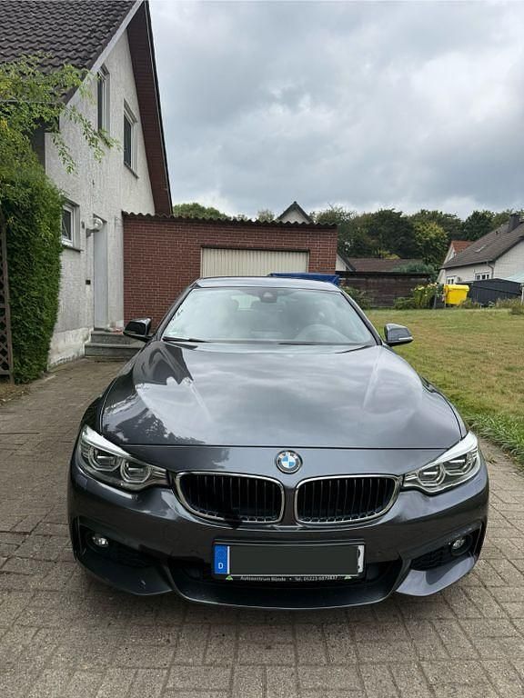 Grau Gebraucht 2015 BMW 420 Gran Coupé Sport Line Coupé | 19.600 € (Teuer) - Bild 1/4
