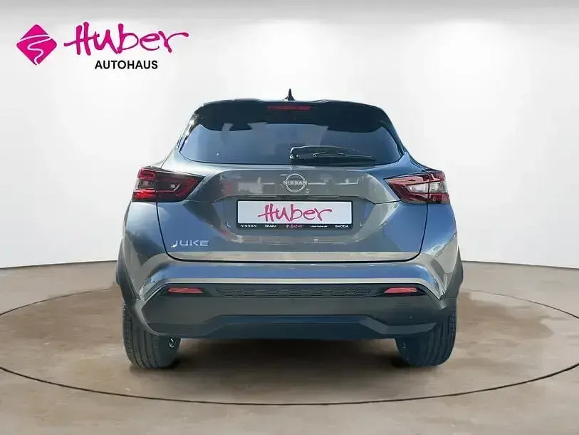 Neu Nissan Juke N-Connecta 114 PS (83 kW) 2026 Grau SUV