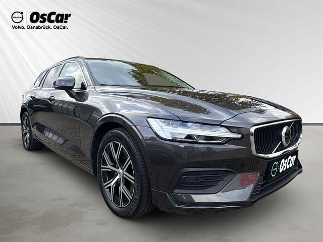Grau Gebraucht 2022 Volvo V60 Core Kombi | 26.770 € (Fairer Preis) - Bild 1/4