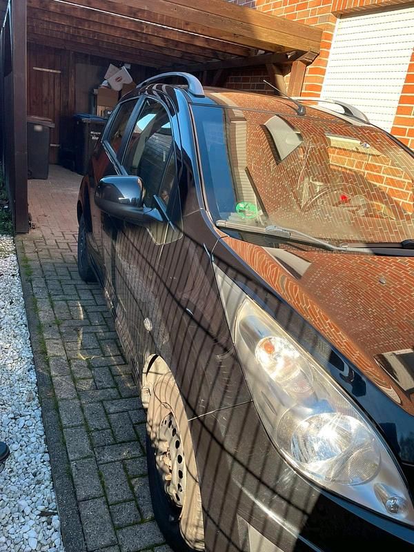 Gebraucht Chevrolet Spark 82 PS (60 kW) 2012 Schwarz Kleinwagen