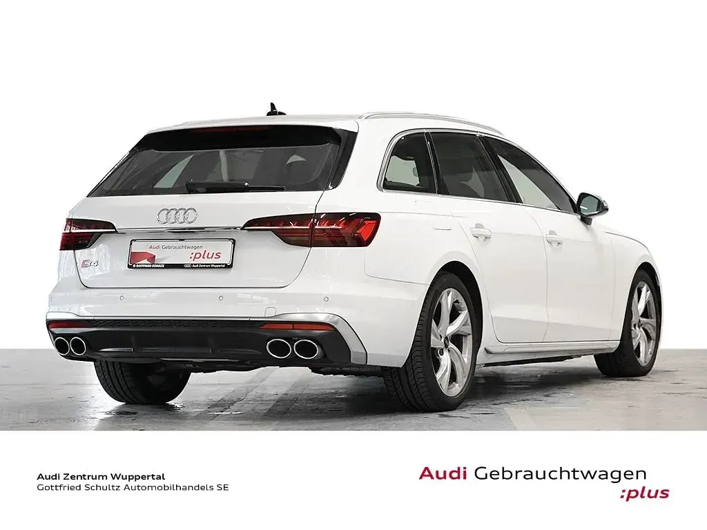 Gebraucht Audi S4 Basis 341 PS (250 kW) 2024 Weiss Kombi