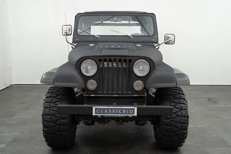 Used Jeep CJ 150 HP (110 kW) 1976 Black SUV