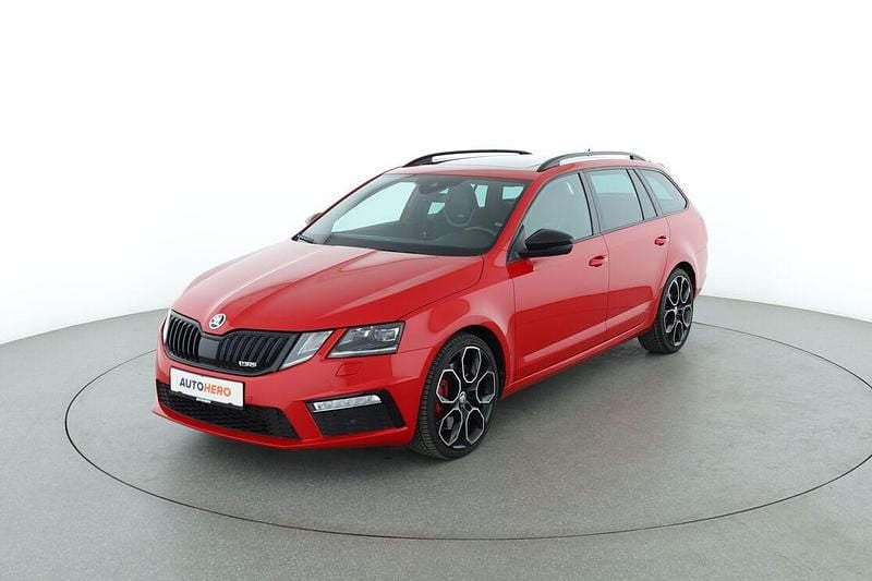 Rot Gebraucht 2020 Skoda Octavia RS Kombi | 24.440 € (Guter Preis) - Bild 1/3