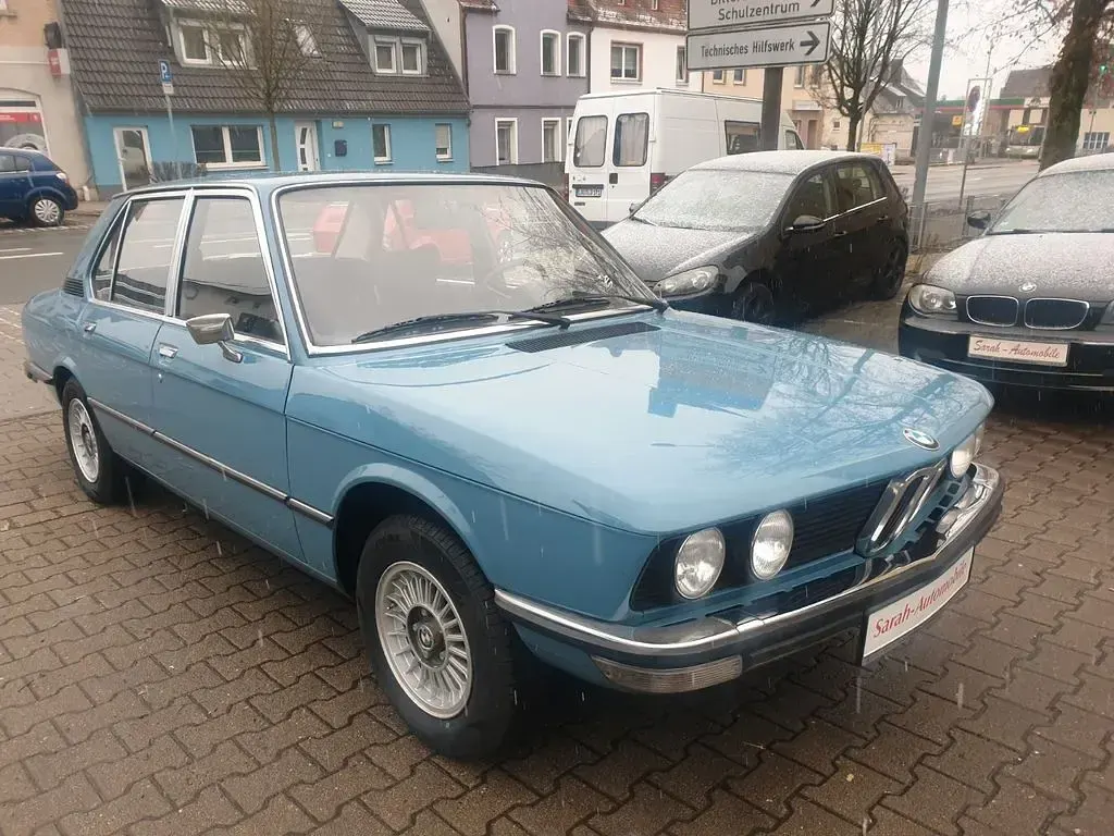 Gebraucht BMW 518 90 PS (66 kW) 1975 Blau Limousine