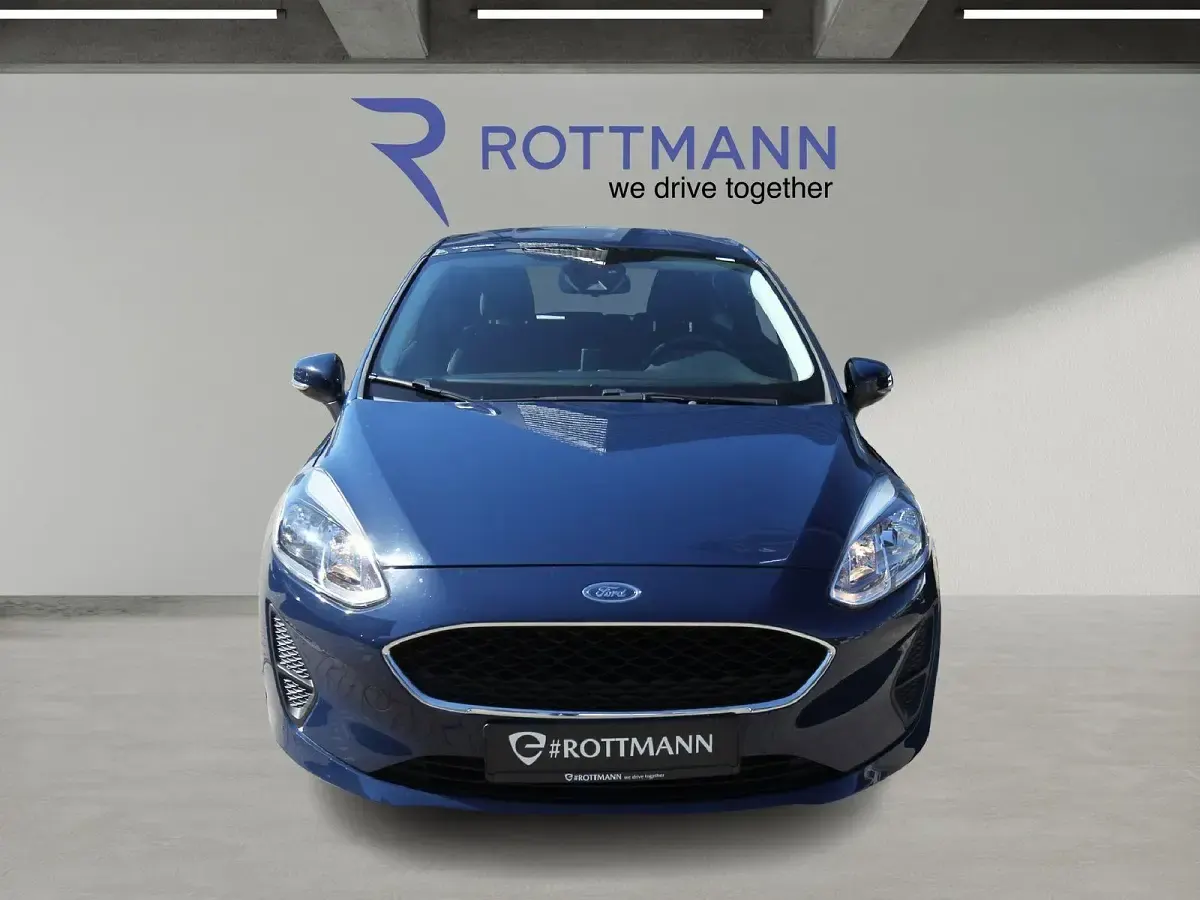 Gebraucht Ford Fiesta Trend 101 PS (74 kW) 2018 Blau Kleinwagen