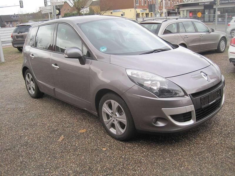 Gebraucht Renault Scénic III Dynamique 131 PS (96 kW) 2011 Grau cassiopee Van / Kleinbus