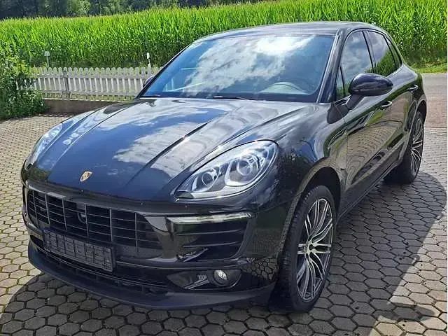 Gebraucht Porsche Macan S 258 PS (189 kW) 2015 Tiefschwarz SUV