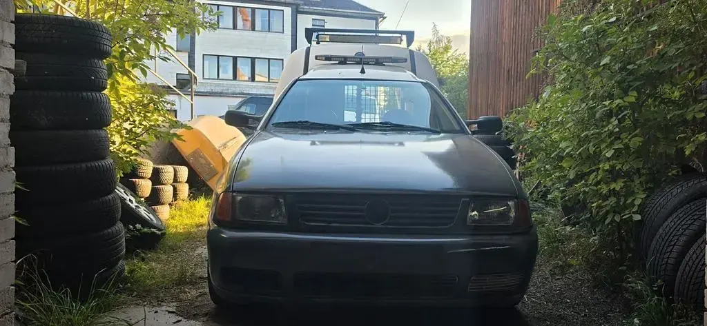 Gebraucht VW Caddy 60 PS (44 kW) 2001 Weiß