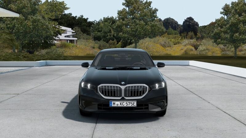 Neu BMW i5 Sport Line 250 kW (340 PS) 2025 Schwarz Limousine
