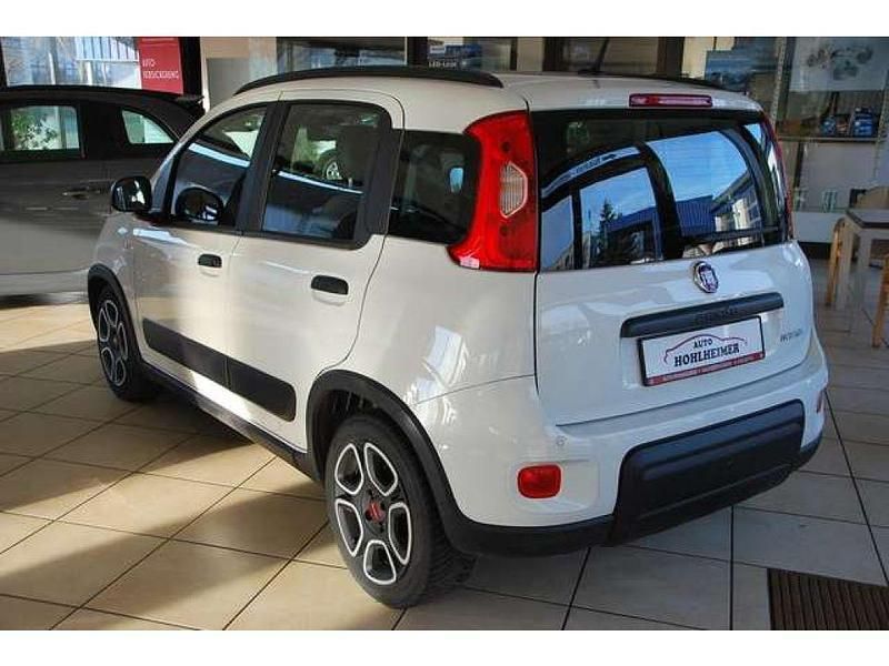 Gebraucht Fiat Panda 71 PS (52 kW) 2022 Nr. 296 / weiß Kleinwagen