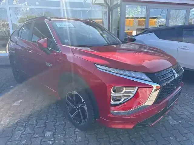 Usata Mitsubishi Eclipse Cross Select 98 CV (72 kW) 2022 Rosso SUV