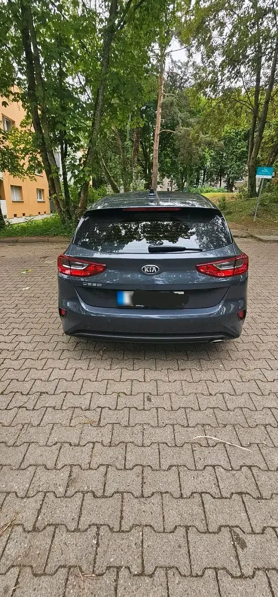 Gebraucht Kia Ceed 99 PS (72 kW) 2019 Grau Kleinwagen