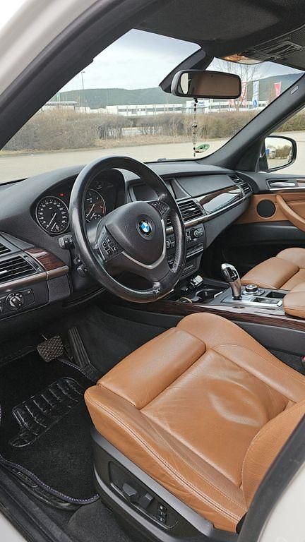 Gebraucht BMW X5 235 PS (172 kW) 2009 Weiß SUV