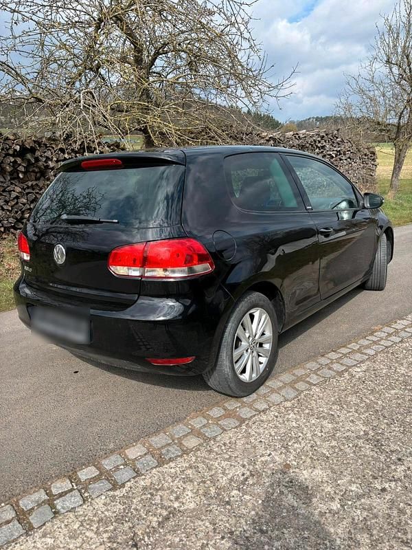 Gebraucht VW Golf VI Edition 86 PS (63 kW) 2011 Schwarz Kleinwagen