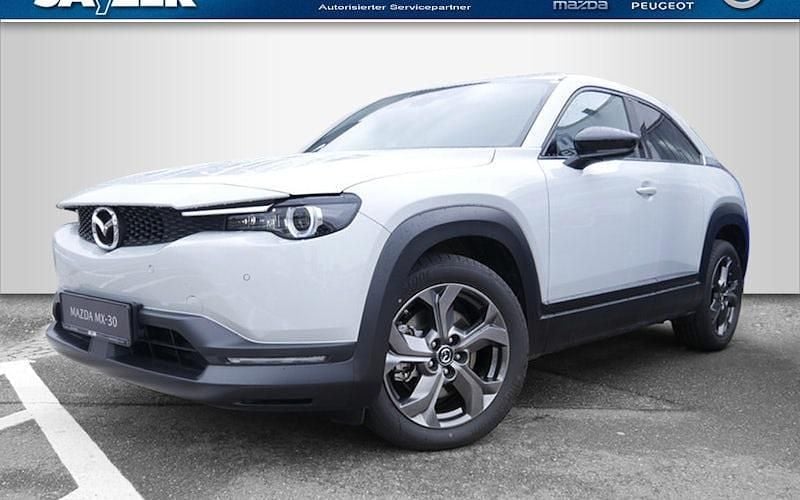 Weiss / mondsteinweiss (metallic) Gebraucht 2021 Mazda MX30 Edition SUV | 16.790 € (Guter Preis) - Bild 1/4
