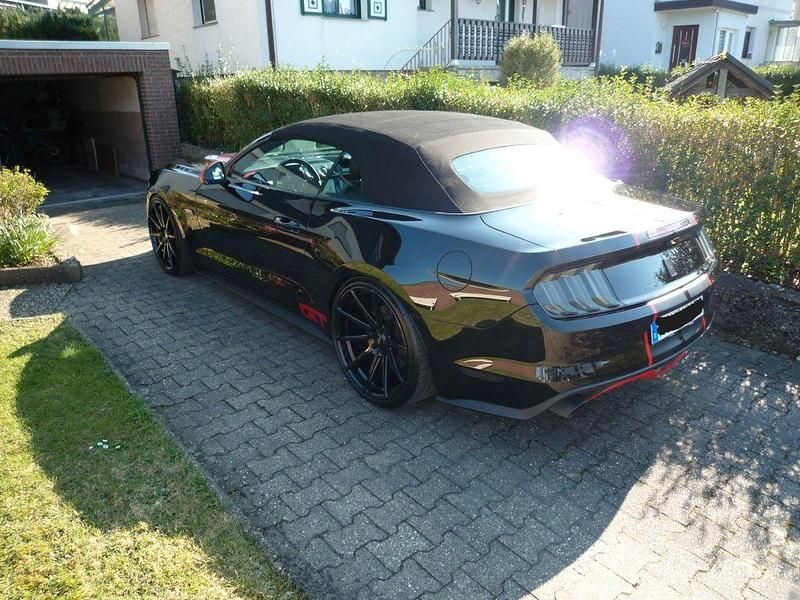 Gebraucht Ford Mustang GT 421 PS (309 kW) 2016 Schwarz Cabrio