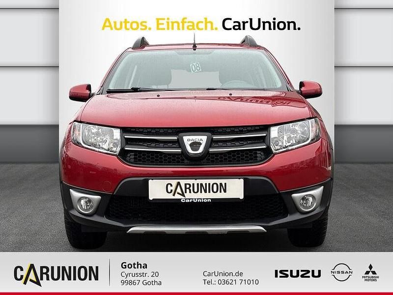 Gebraucht Dacia Sandero Prestige 90 PS (66 kW) 2015 Flammenrot Kleinwagen