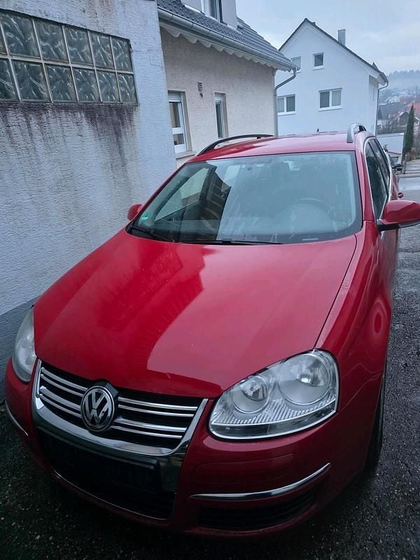 Rot Gebraucht 2009 VW Golf V Kombi | 3.600 € (Fairer Preis) - Bild 1/4