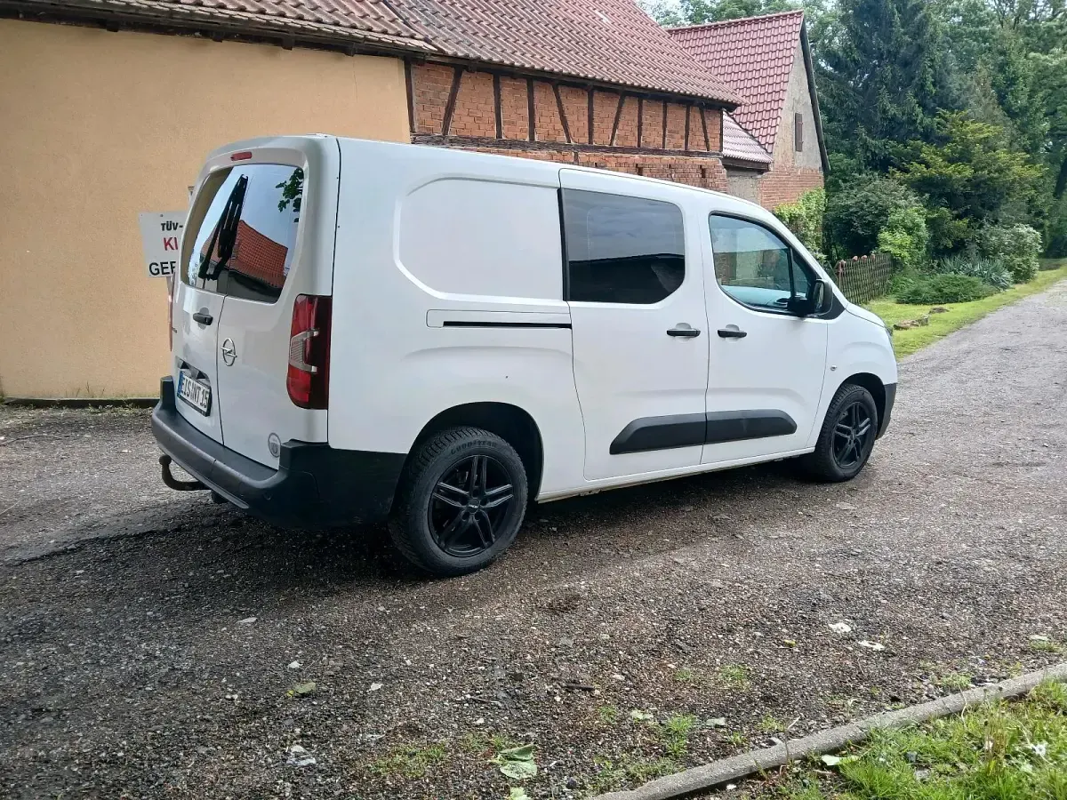 Gebraucht Opel Combo 102 PS (75 kW) 2020 Van / Kleinbus