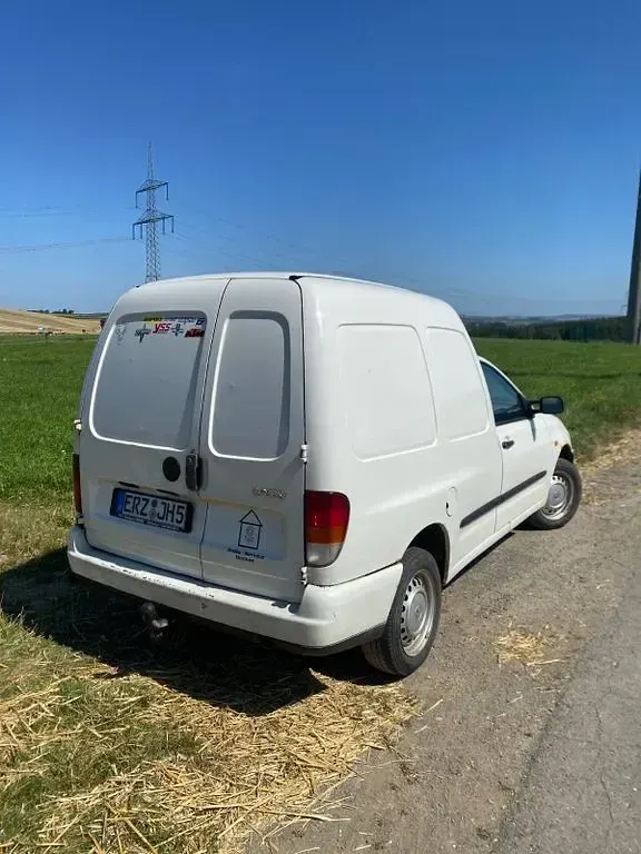 Gebraucht VW Caddy 64 PS (47 kW) 2002 Weiß Van / Kleinbus