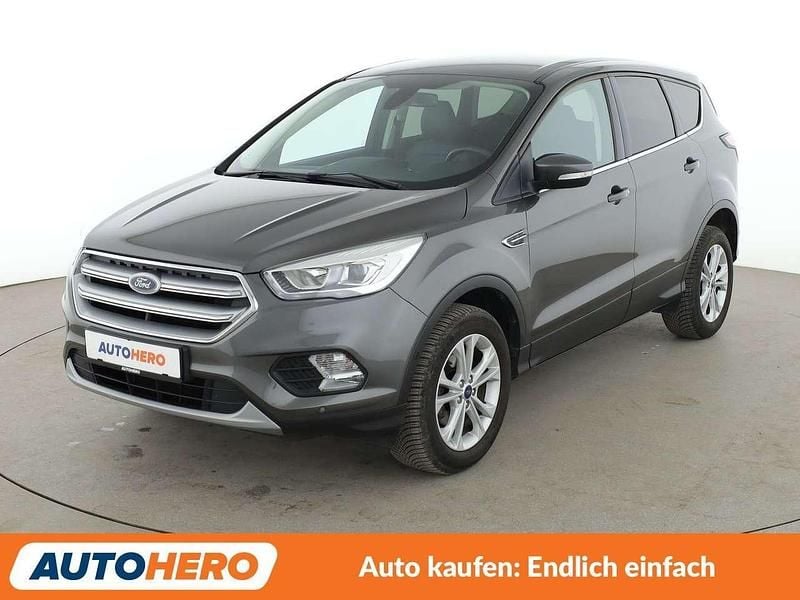 Gebraucht Ford Kuga Titanium 150 PS (110 kW) 2018 Gray SUV