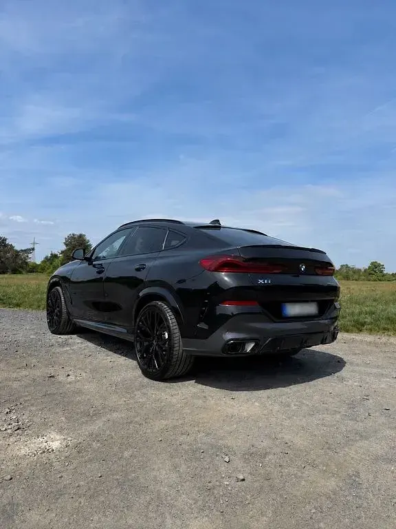 Gebraucht BMW X6 M Sport 340 PS (250 kW) 2021 Schwarz SUV