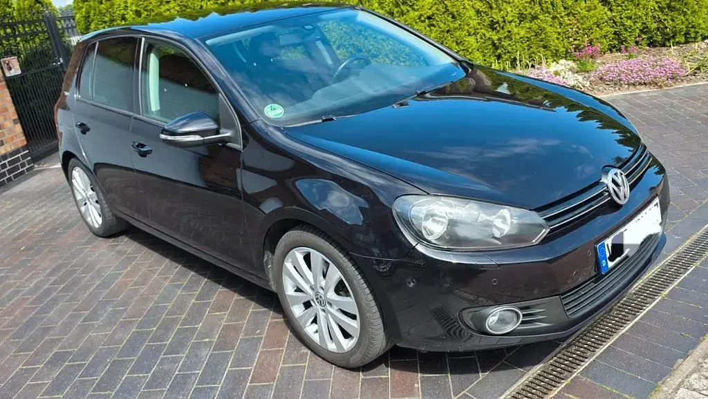Gebraucht VW Golf VI Team 122 PS (89 kW) 2011 Schwarz Kleinwagen