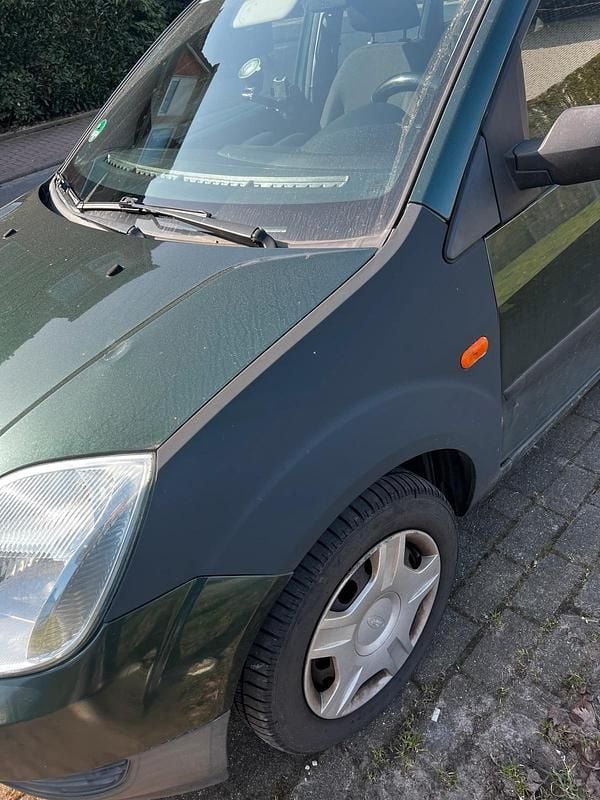 Gebraucht Ford Fiesta 116 PS (85 kW) 2005 Grün Kleinwagen