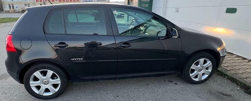 Gebraucht VW Golf VI United 80 PS (58 kW) 2008 Schwarz Kleinwagen