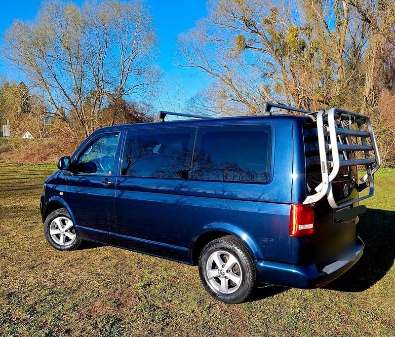 Second-hand VW T5 102 CP (75 kW) 2012 Albastru Van