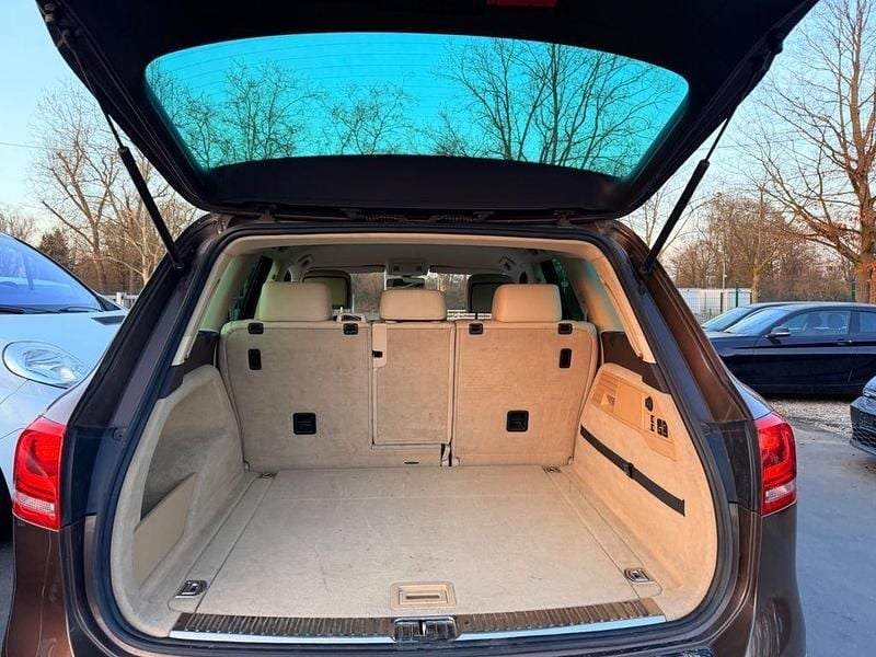 Gebraucht VW Touareg 204 PS (150 kW) 2012 Gold SUV