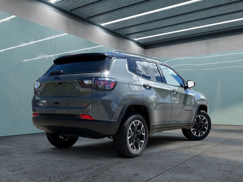 Gebraucht Jeep Compass 239 PS (175 kW) 2023 Grau SUV
