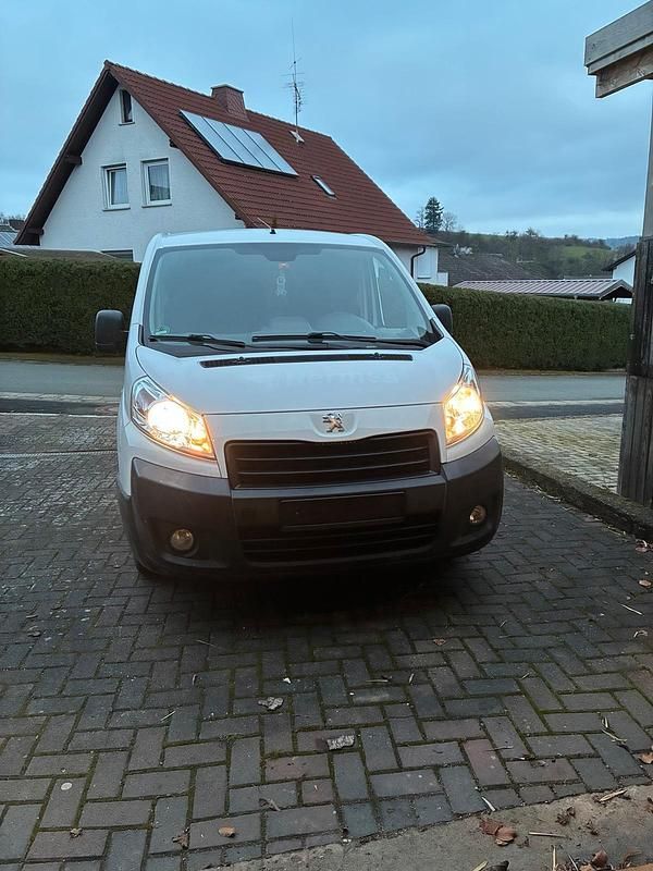 Weiß Gebraucht 2016 Peugeot Expert Van | 4.000 € - Bild 1/4