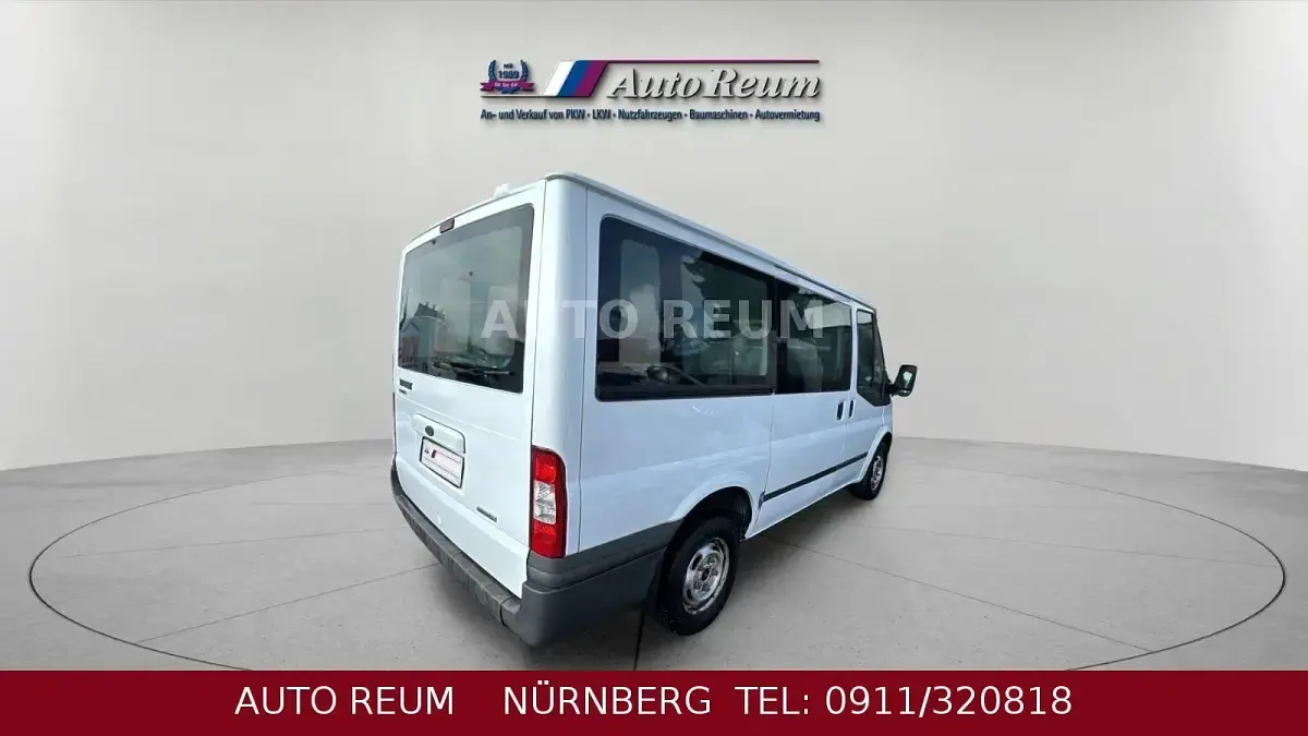 Używany Ford Transit Trend 116 KM (85 kW) 2010 Biały Minivan