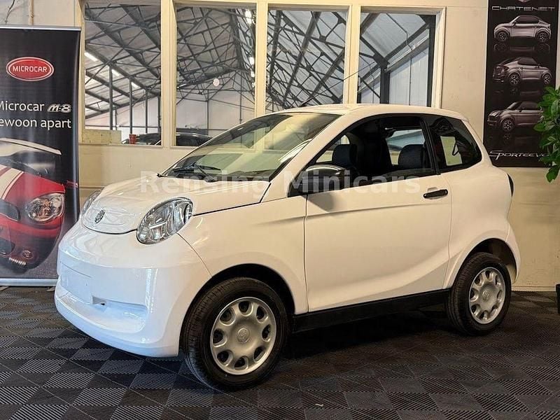 Weiß Gebraucht 2019 Aixam Microcar Sport Kleinwagen | 9.950 € - Bild 1/4
