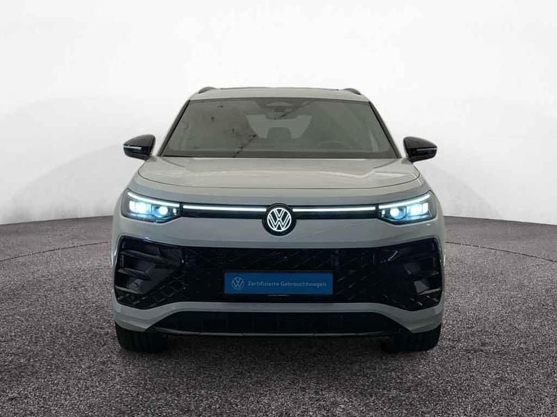 Gebraucht VW Tayron R-line 265 PS (194 kW) 2025 Weiß SUV