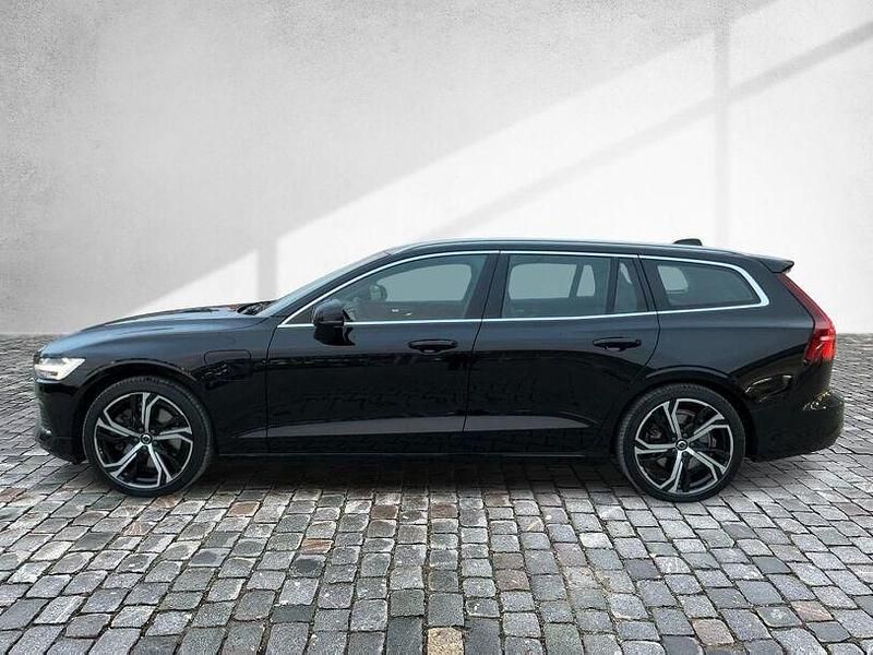 Gebraucht Volvo V60 Ultimate 456 PS (335 kW) 2022 Black stone Kombi