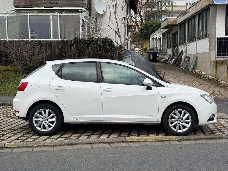 Gebraucht Seat Ibiza 75 PS (55 kW) 2013 Weiß Kleinwagen