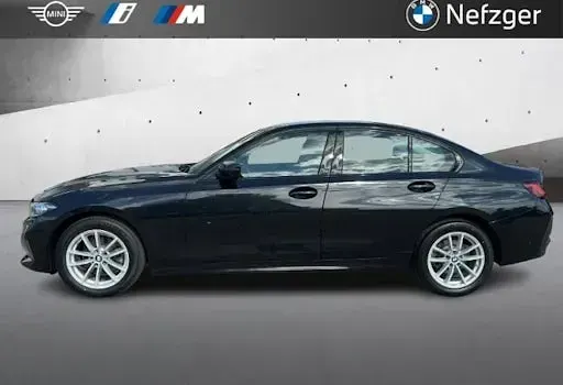 Gebraucht BMW 320 Comfort Edition 184 PS (135 kW) 2025 Schwarz Limousine
