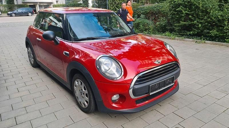 Gebraucht Mini ONE Salt 95 PS (69 kW) 2014 Rot Kleinwagen