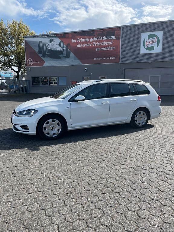 Gebraucht VW Golf VII Join 131 PS (96 kW) 2019 Weiß Kombi